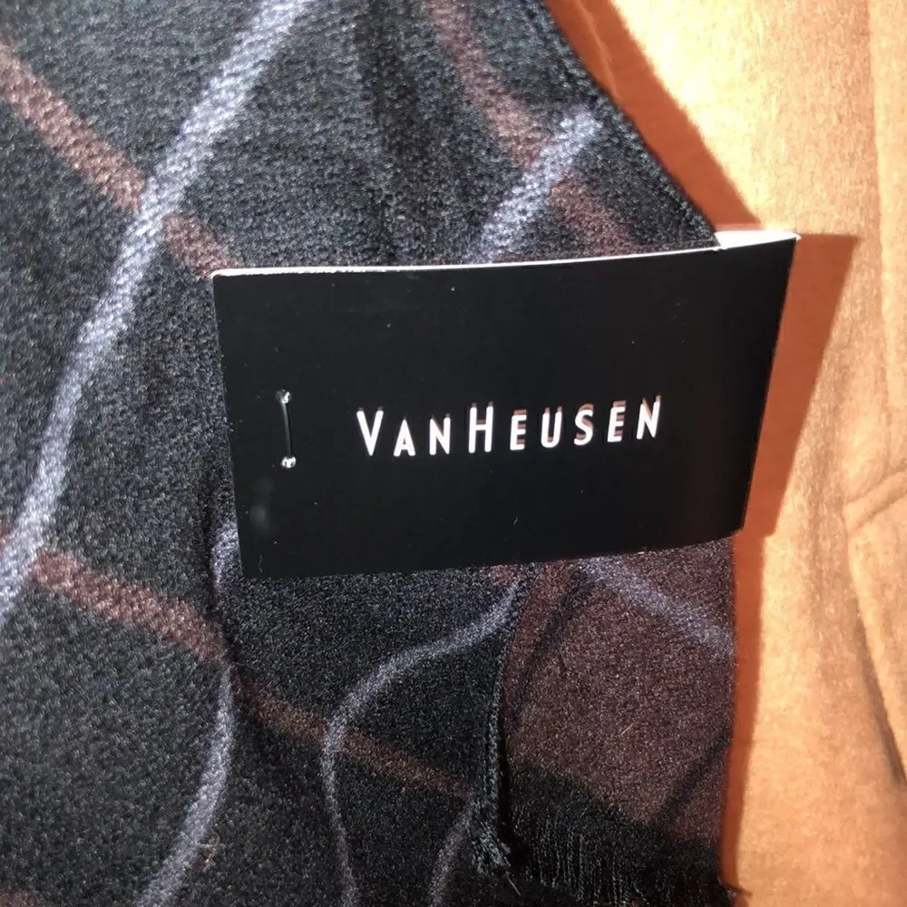 Van Heusen Men’s Black Brown Gray Simple Grid Reversible Scarf